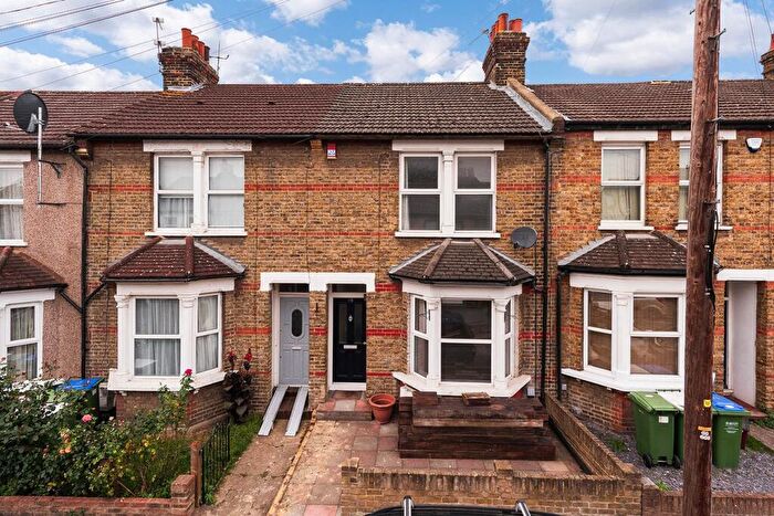 2 Bedroom Terraced House For Sale In West Street, Bexleyheath, DA7
