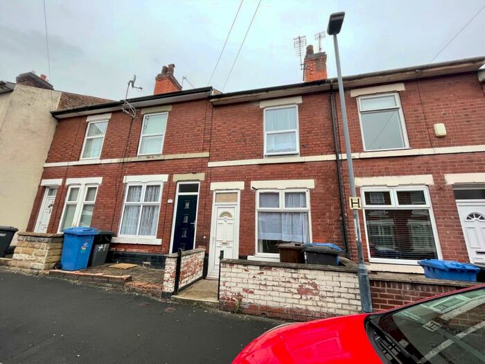 3 Bedroom Terraced House To Rent In Howe Street, DE22