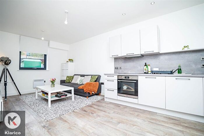 2 Bedroom Flat For Sale In Wagon Lane, Sheldon, B26