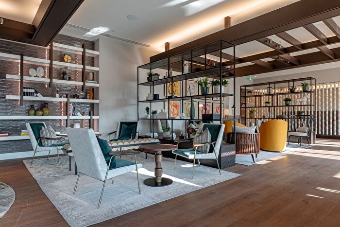 Studio To Rent In George Street, South Quay, E14