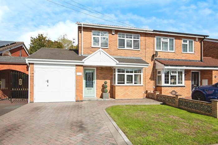 2 Bedroom Semi Detached House For Sale In Brookfield Way, Tipton, DY4