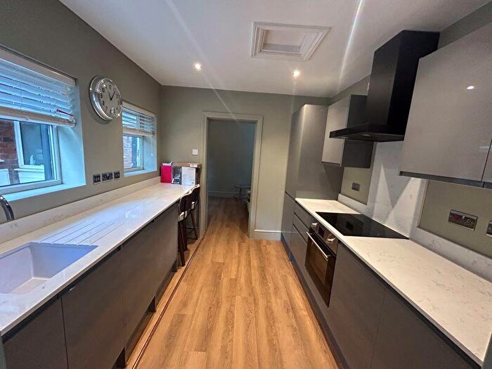 1 Bedroom Flat To Rent In Watt Close, Bromsgrove, B61