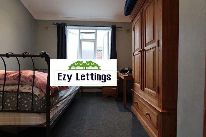 1 Bedroom Flat To Rent In Streatham High Road, Streatham, SW16