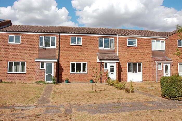 3 Bedroom Terraced House For Sale In Gardeners, Great Baddow, Chelmsford, CM2