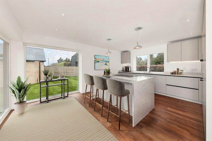 4 Bedroom Detached House For Sale In Beach Farm, Green End, Landbeach, CB25