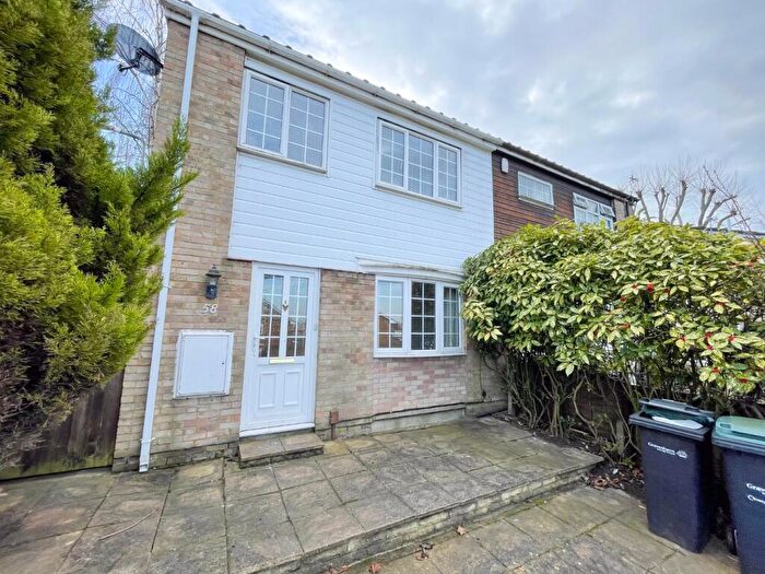 2 Bedroom Semi-Detached House To Rent In Ifield Way, Gravesend, Kent, DA12