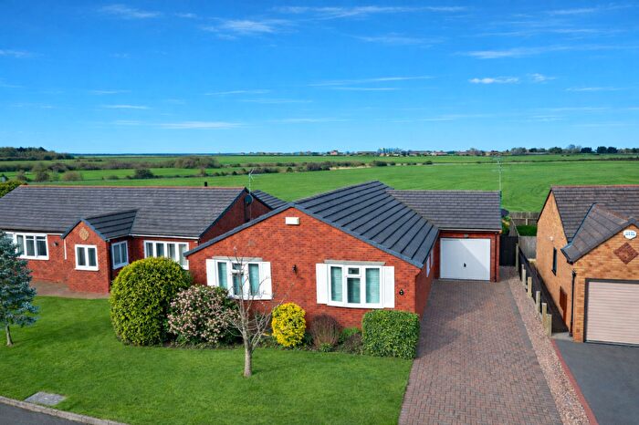 3 Bedroom Detached Bungalow For Sale In Ashdale Park, Greasby, CH49