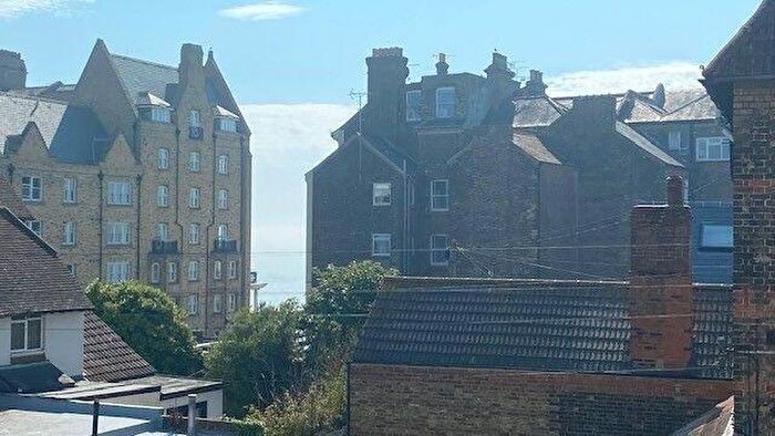 1 Bedroom Flat For Sale In Augusta Road, Ramsgate, CT11