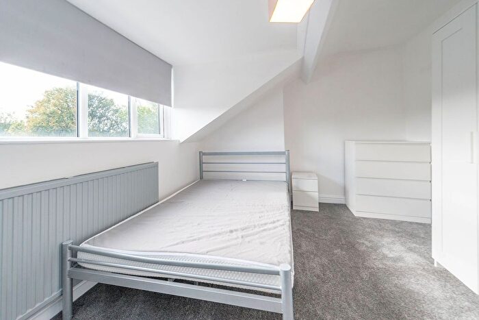 4 Bedroom Terraced House For Sale In Abbeydale Road, Nether Edge, S7