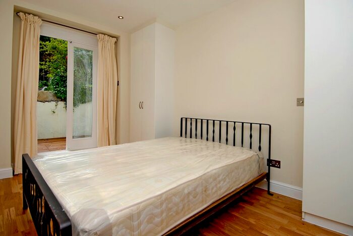 1 Bedroom Maisonette To Rent In Oakley Street, Chelsea, SW3