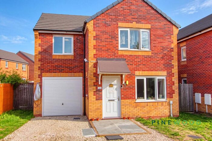 3 Bedroom Detached House For Sale In Fox Street, Creswell, S80