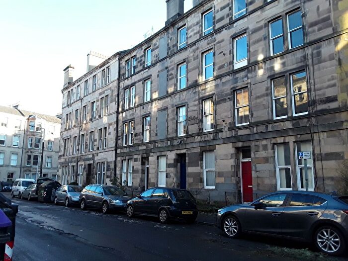 2 Bedroom Flat To Rent In Panmure Place, Tollcross, Edinburgh, EH3