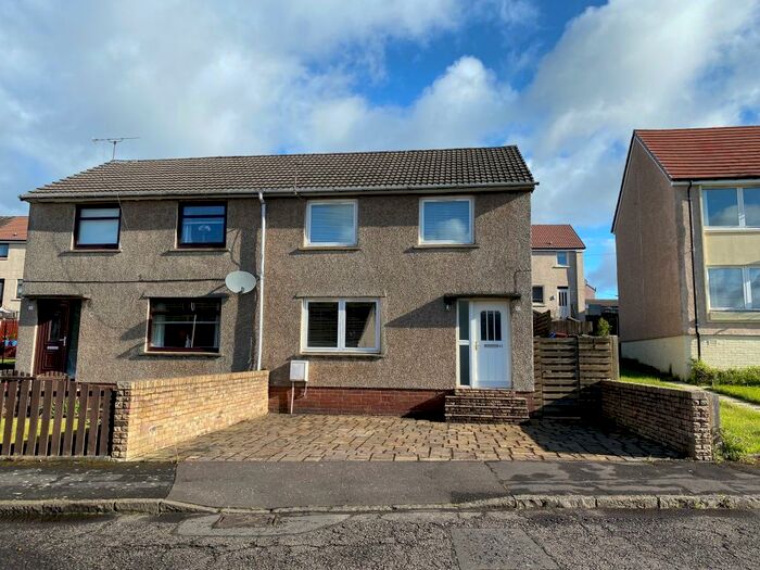 3 Bedroom Semi-Detached House To Rent In Hillock Ave, Redding, Falkirk, FK2