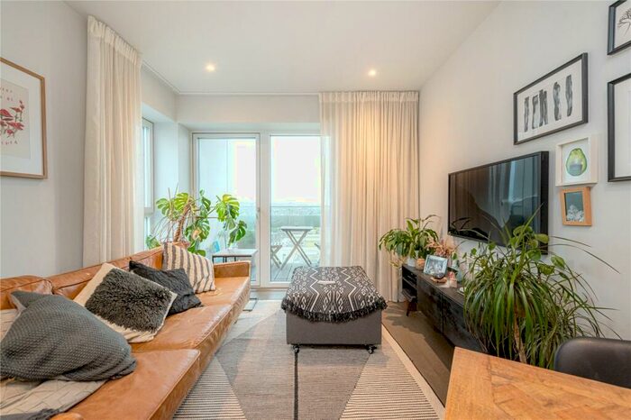 1 Bedroom Apartment To Rent In York Way, London, N7