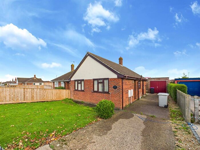 2 Bedroom Semi-Detached Bungalow For Sale In Golf Road, Mablethorpe, LN12