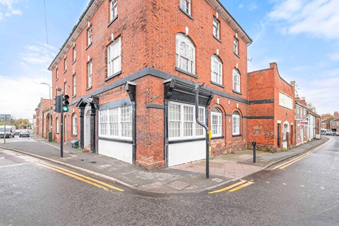 1 Bedroom Flat For Sale In Tattershall Road, Barge Court Tattershall Road, PE21