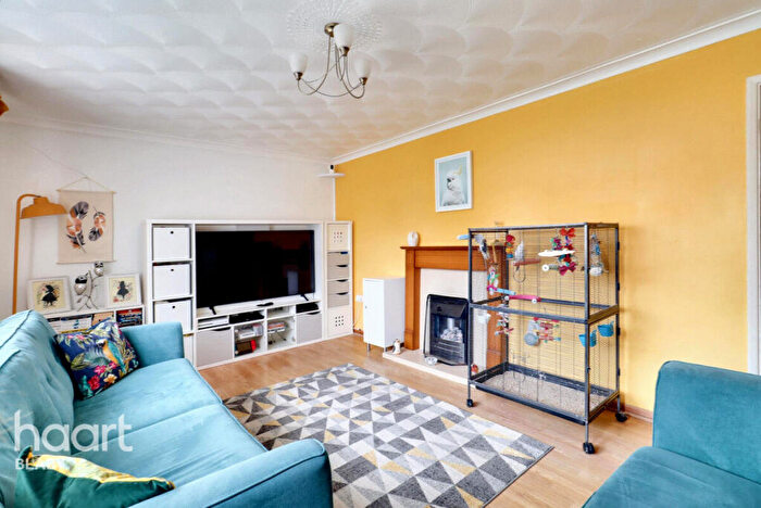 3 Bedroom Semi-Detached House For Sale In Coronation Avenue, Leicester, LE9