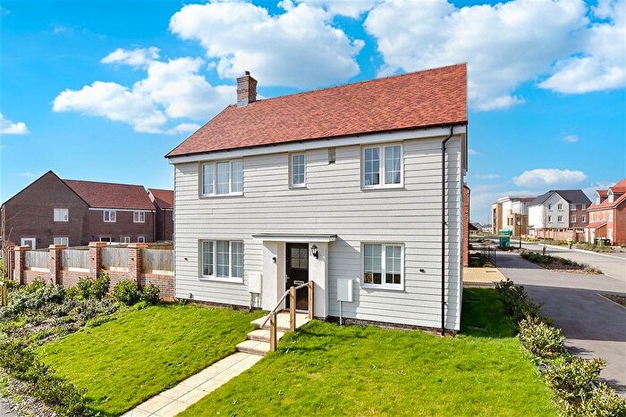 3 Bedroom Detached House For Sale In Anderson Way, Littlehampton, West Sussex, BN17