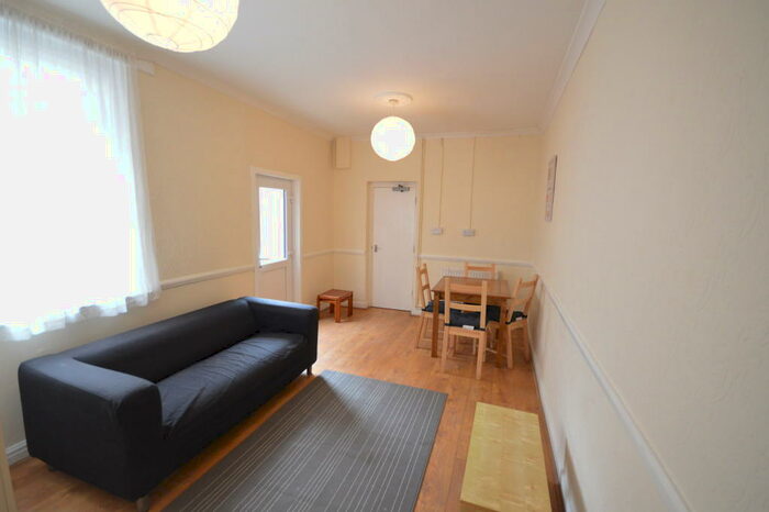 7 Bedroom Terraced House To Rent In Donald Street, Roath, Cardiff, CF24