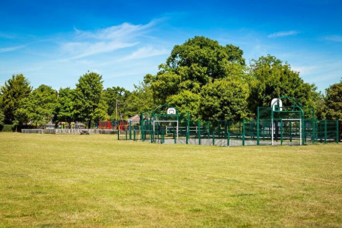 2 Bedroom Apartment For Sale In Clayhill Road, Burghfield Common, RG7