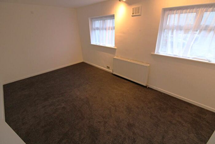 2 Bedroom End Of Terrace House To Rent In Henderson Drive, Dartford, DA1