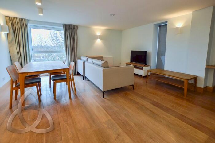 2 Bedroom Flat To Rent In Buckley House, Addison Road, W14