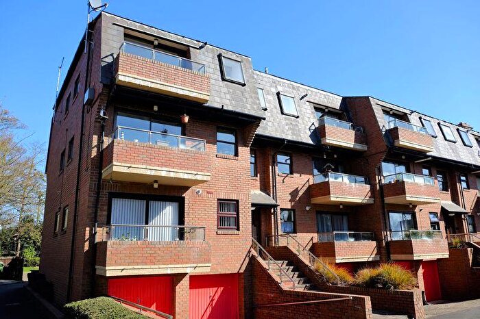 2 Bedroom Flat To Rent In New Hunting Court, Thorpe Road, Peterborough, PE3