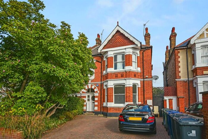 2 Bedroom Flat To Rent In Creffield Road, London, W5
