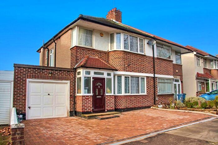 3 Bedroom Semi Detached House For Sale In Alexandra Avenue, Harrow, HA2