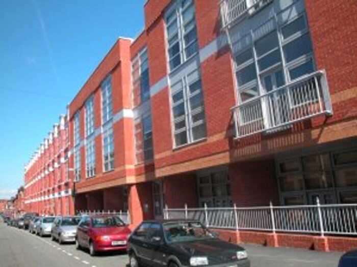 1 Bedroom Flat To Rent In Platinum Apartments, Jewellery Quarter, B18