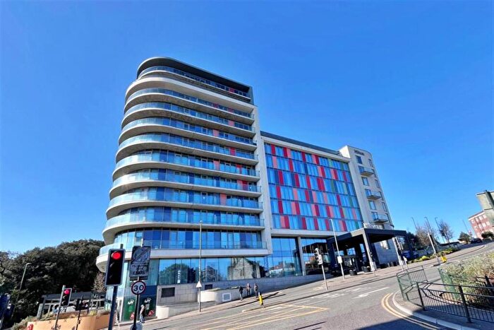 2 Bedroom Flat To Rent In Bournemouth, BH2