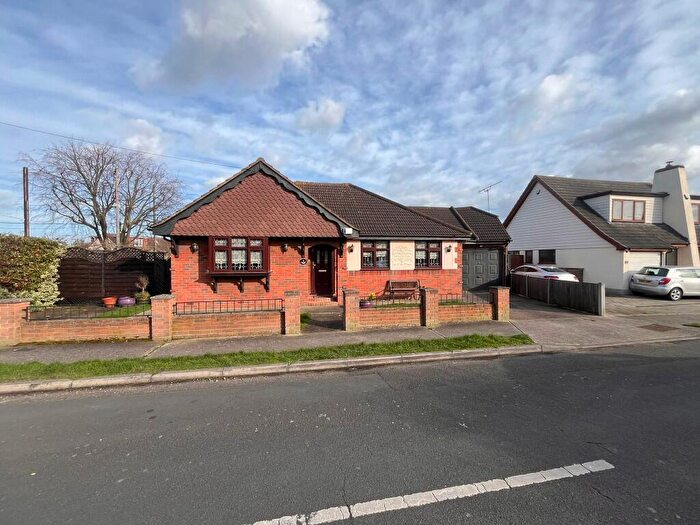 3 Bedroom Detached Bungalow To Rent In Margraten Avenue, Canvey Island, Essex, SS8