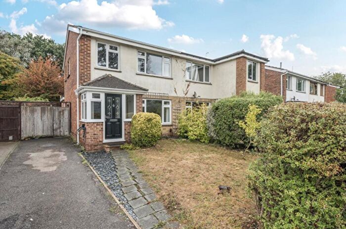 3 Bedroom Semi Detached House For Sale In Pine Road, Hiltingbury, Chandler's Ford, SO53