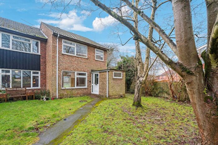 3 Bedroom End Of Terrace House For Sale In Wrights Lane, Prestwood, HP16