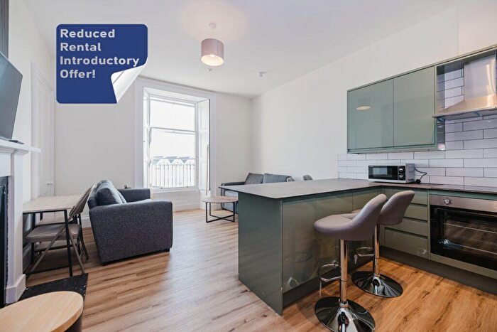 8 Bedroom Flat To Rent In L – Clifton Terrace, Edinburgh, EH12