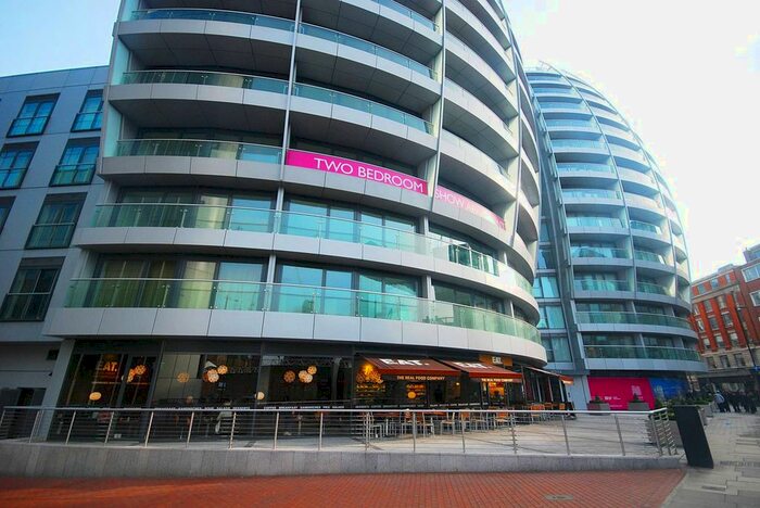 Studio To Rent In City Road, Old Street, London, EC1Y