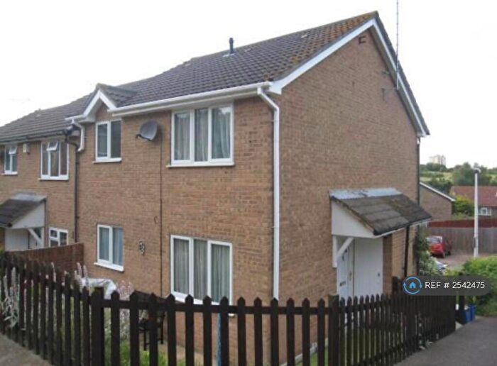 1 Bedroom Terraced House To Rent In Stonecross Lea, Walderslade, ME5
