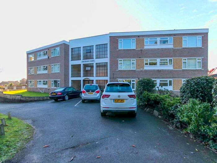 2 Bedroom Flat To Rent In Twynham Court, Twynham Road, Southbourne, BH6