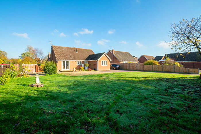 2 Bedroom Detached Bungalow For Sale In Clements Close, Scole, Diss, IP21
