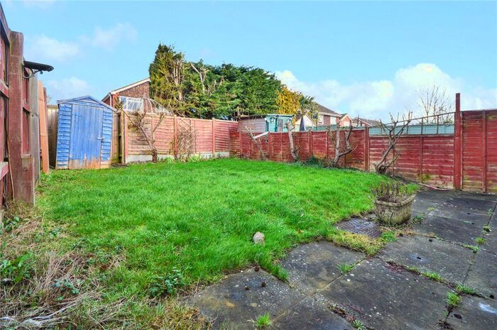 3 Bedroom End Of Terrace House For Sale In Christie Close, East Swindon, SN3