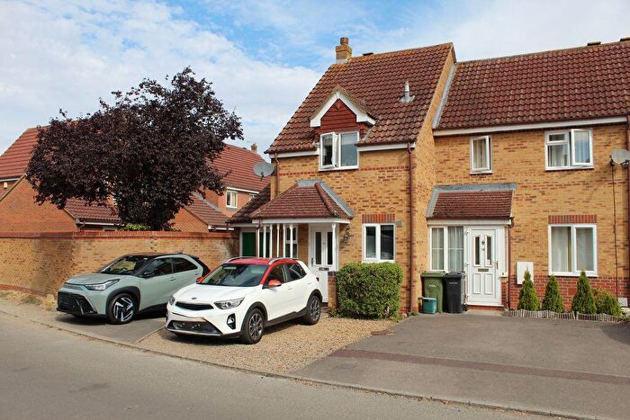 2 Bedroom Terraced House To Rent In Two Double Bedroom House On Ladygrove, OX11