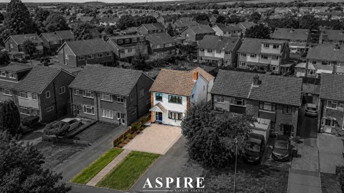 4 Bedroom Detached House For Sale In Southend Road, Stanford-Le-Hope, SS17