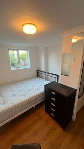 3 Bedroom Terraced House To Rent In Hammersmith Grove, London, W6