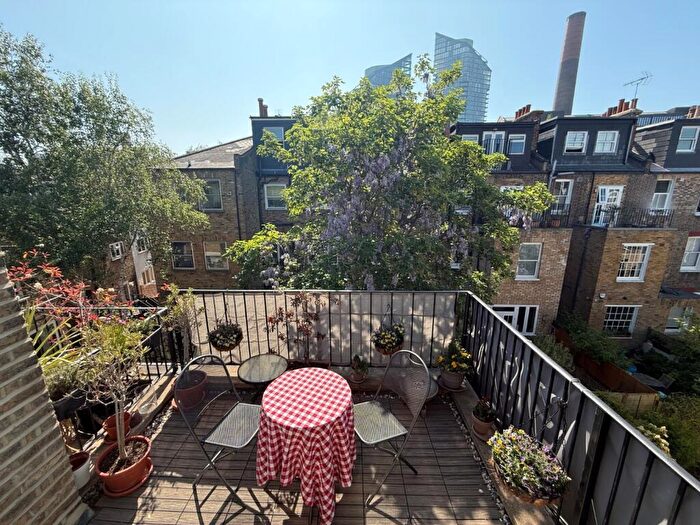 2 Bedroom Flat To Rent In Burnaby Street, Chelsea, SW10