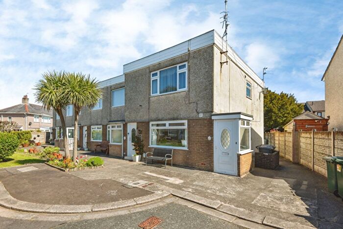 1 Bedroom Flat For Sale In Sandringham Court, Morecambe, Lancashire, LA4