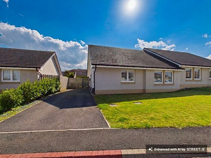 3 Bedroom Semi Detached Bungalow For Sale In West Park Avenue, Inverness, IV2
