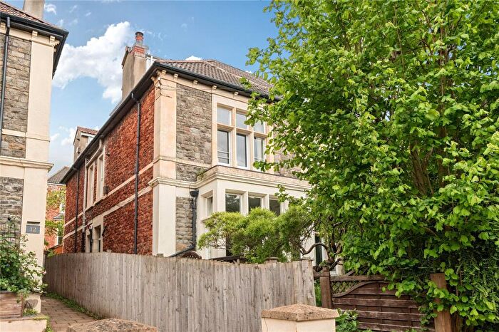 2 Bedroom Apartment For Sale In Whatley Road, Clifton, Bristol, BS8