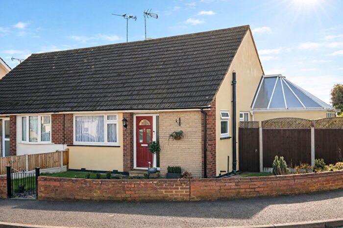 2 Bedroom Semi-Detached Bungalow For Sale In Meakins Close, Leigh-On-Sea, SS9