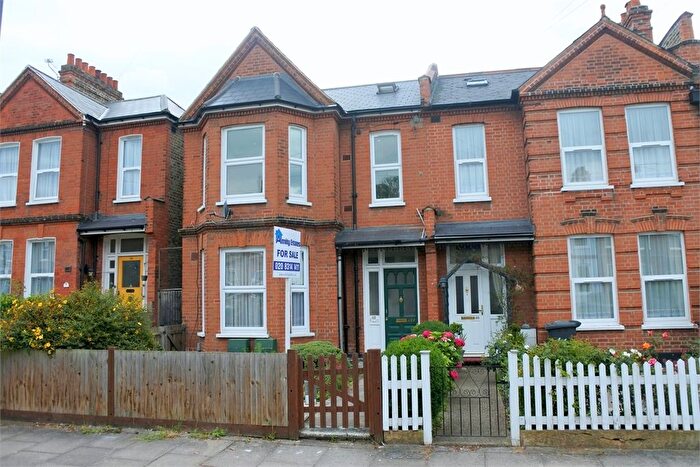 1 Bedroom Flat For Sale In Balloch Road, Catford, London, SE6