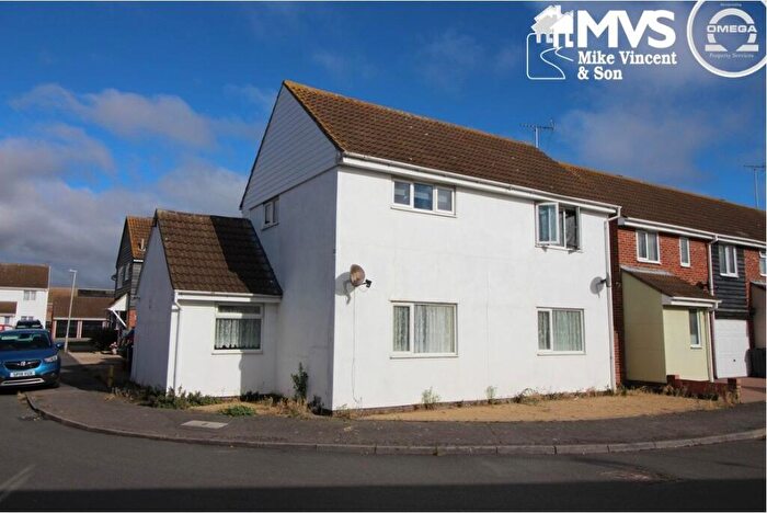 2 Bedroom Maisonette For Sale In Lupin Way, Clacton-on-Sea, CO16